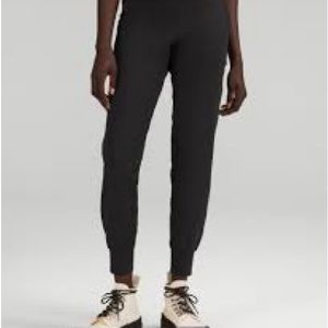 Lululemon Align Joggers Size 4